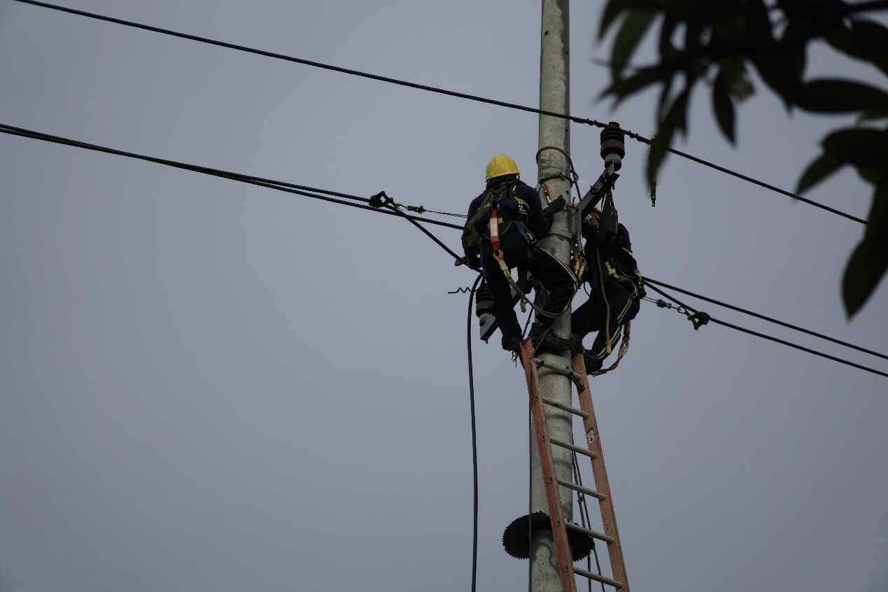 FTTH сүлжээний суурилуулалт: Өндөр хурдны шилэн шилэн оптик холболт